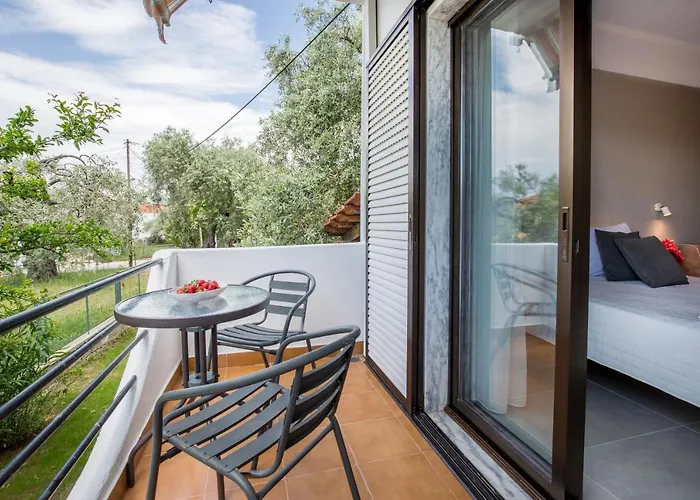 Mani's Апартаменты Скала-Сотирос